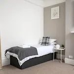 St George\'S Place - Fab Cheltenham Town House