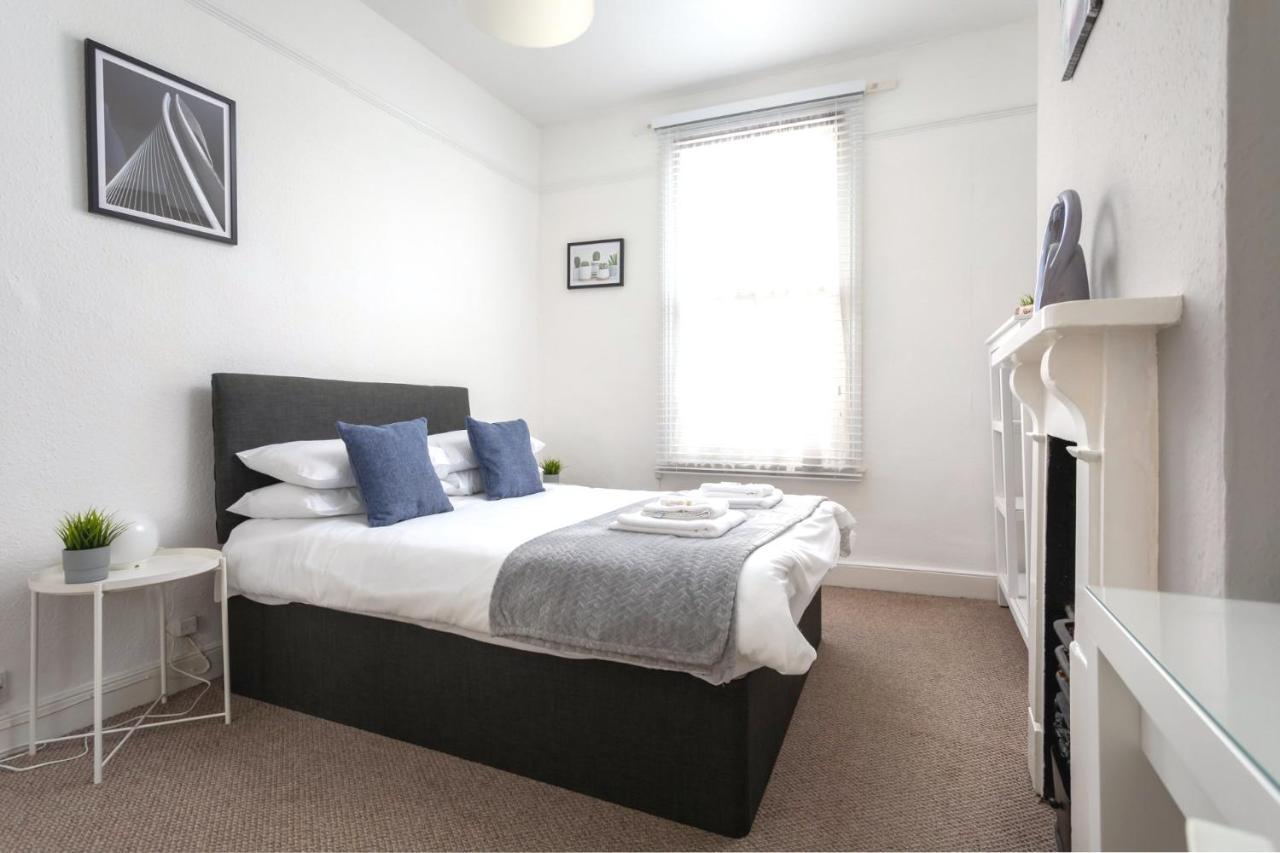 St George's Place - Fab Town House Casa de férias Cheltenham